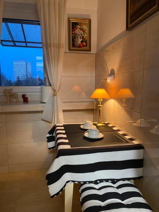 Studio Panoramic With Balcony And Parcul Unirii View Alba Iulia Buitenkant foto